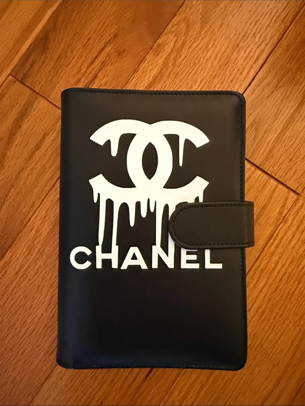 Black MM planner with 5 money saving envelopes.This was a special order. Inspi